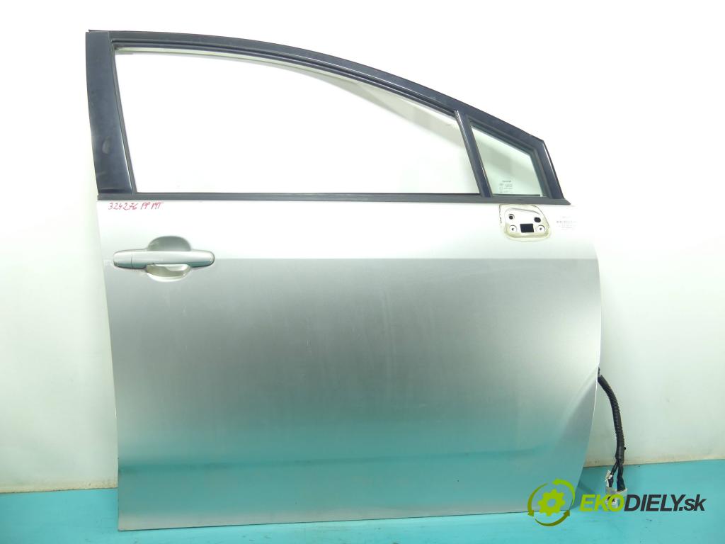 Toyota Corolla Verso II 2004-2009 2.0 D4D 116 HP manual 85 kW 1995 cm3 5- dvere predné pravé  (Ostatné)