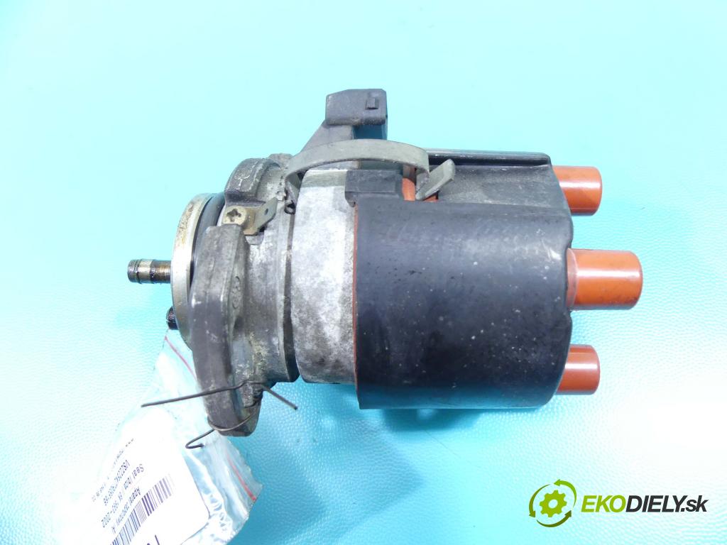 Seat Ibiza II 6K 1993-2002 1.4 60 HP manual 44 kW 1399 cm3 3- rozdeľovač 0237521063 (Rozdeľovače)