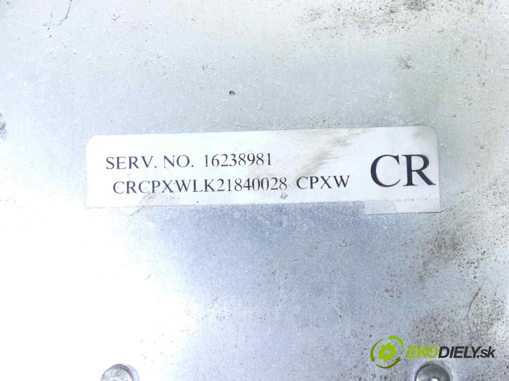 Daewoo Lanos 1,4.0 8V 75 hp manual 55 kW 1349 cm3 4- řídící jednotka motoru 16238981