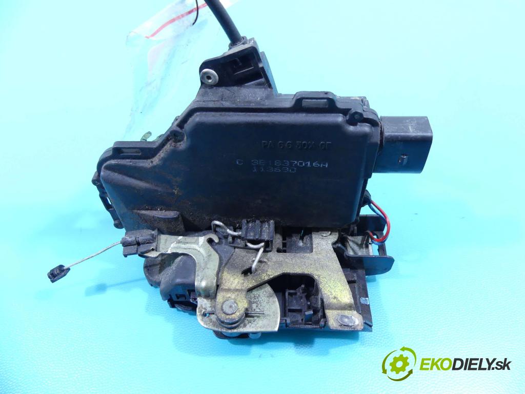 Vw Golf IV 1997-2003 1.4 16v 75 hp manual 55 kW 1390 cm3 5- zámek přední pravý