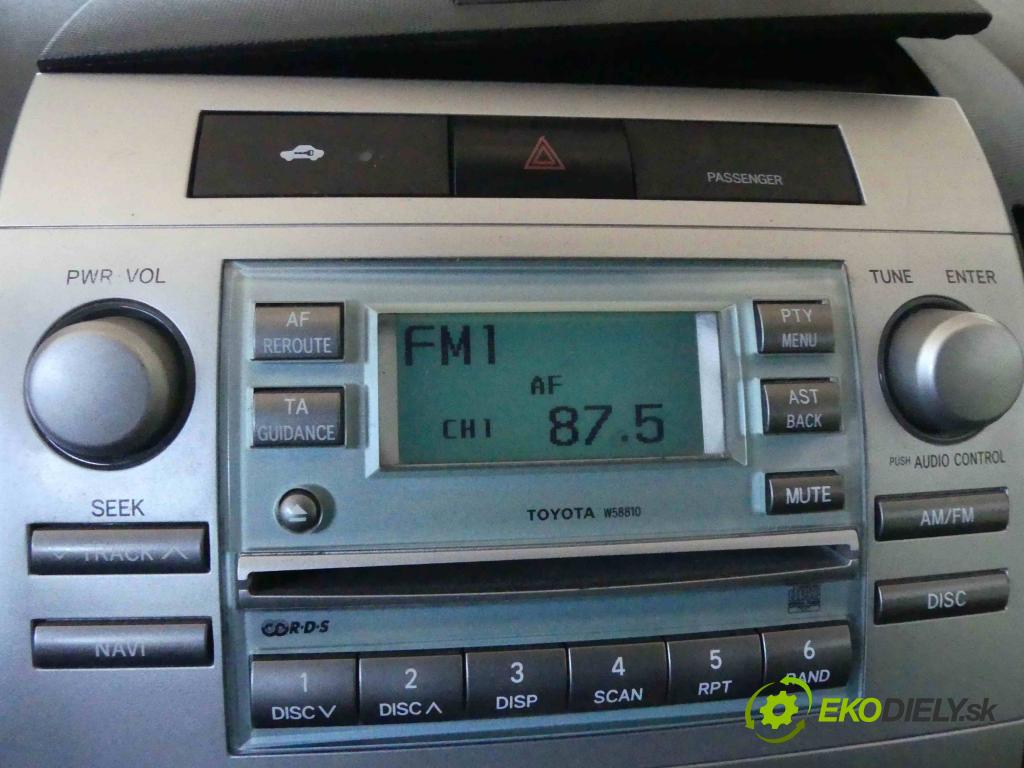 Toyota Corolla Verso II 2004-2009 2.0 D4D 116 HP manual 85 kW 1995 cm3 5- Radio originál 86120-0F010