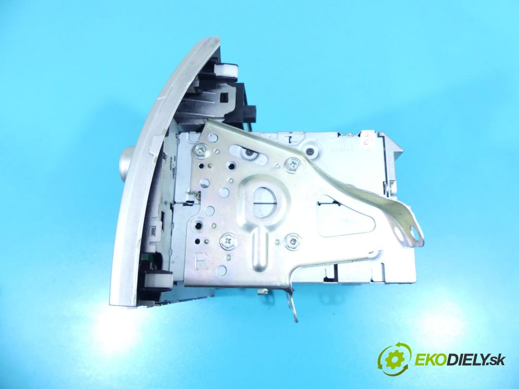 Toyota Corolla Verso II 2004-2009 2.0 D4D 116 HP manual 85 kW 1995 cm3 5- panel kúrenia 55900-0F030