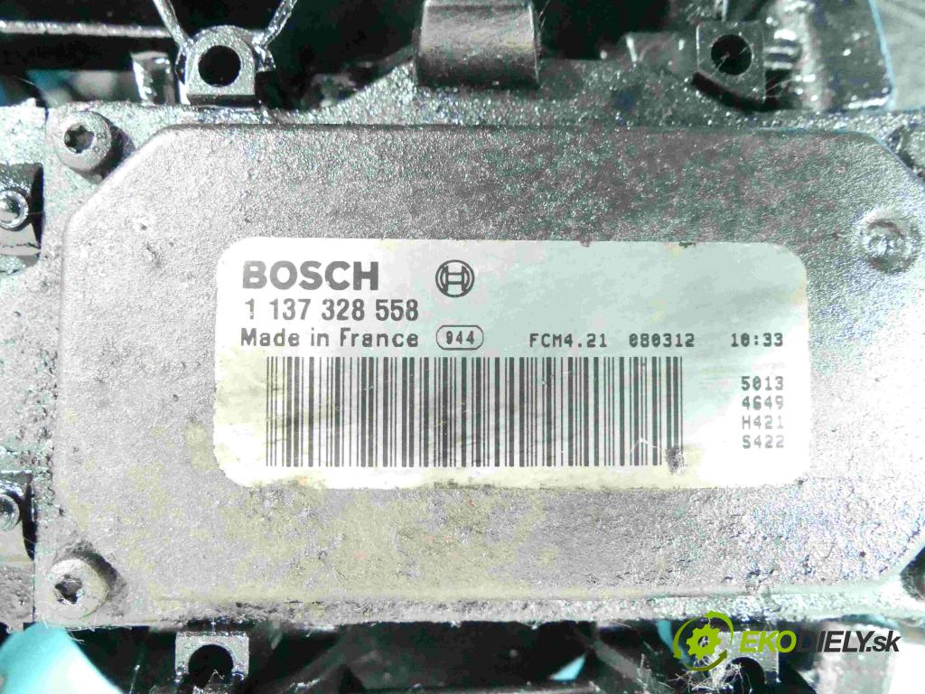 Ford Focus Mk2 2004-2011 1.6 tdci 90 HP manual 66 kW 1560 cm3 5- Ventilátor chladiča 1137328558