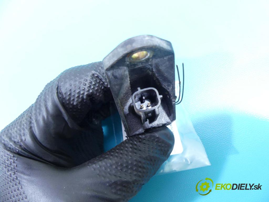 Vw Passat B5 1995-2005 2.5 tdi 150 HP manual 110 kW 2496 cm3 5- snímač šokovat: 6Q0909606 (Snímače nárazu)