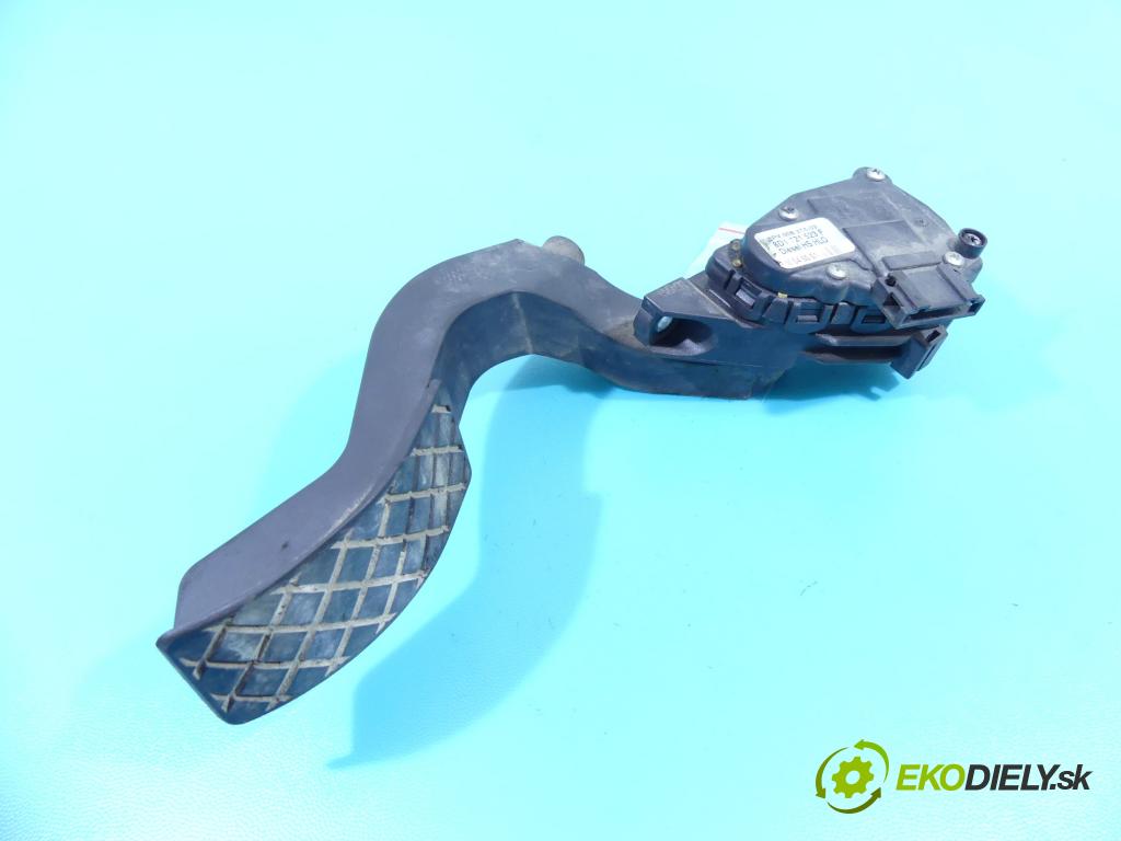 Vw Passat B5 1995-2005 2.5 tdi 150 HP manual 110 kW 2496 cm3 5- pedále 8D1721523F (Pedále)