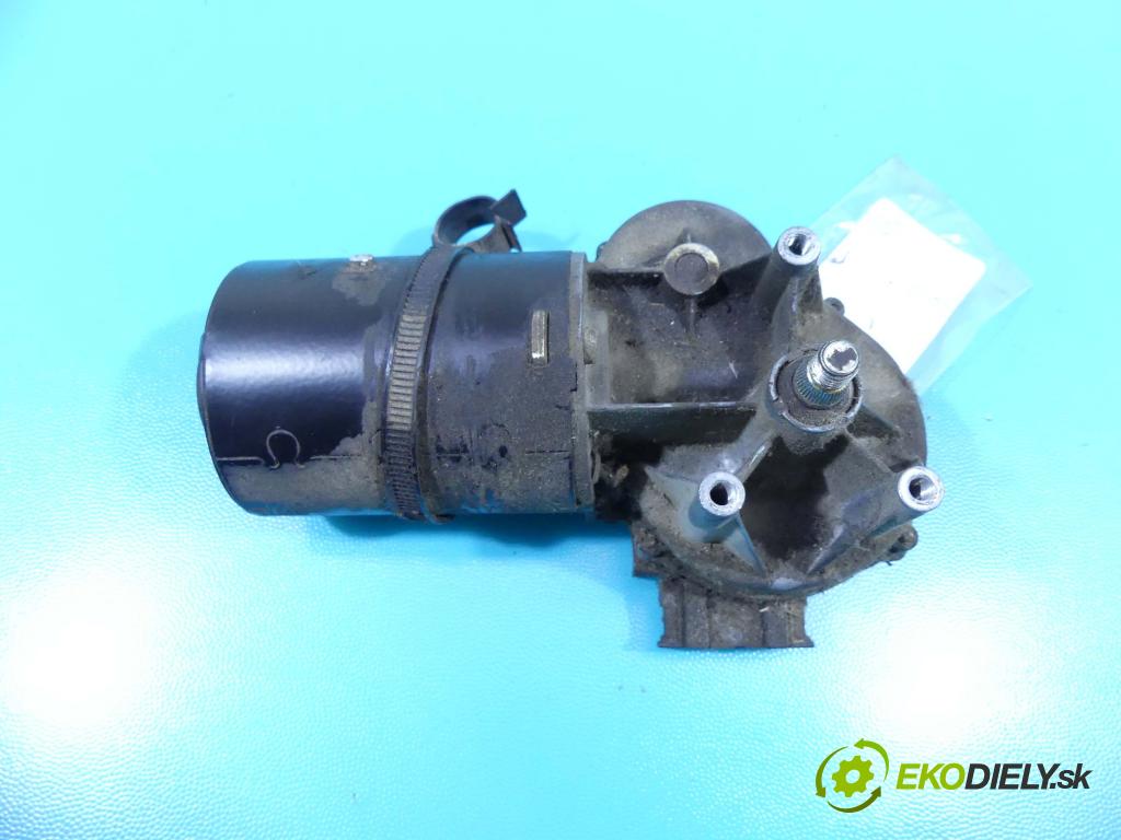 Skoda Felicia 1.6 75 HP manual 55 kW 1598 cm3 5- motor stieračov predné 6U09551132