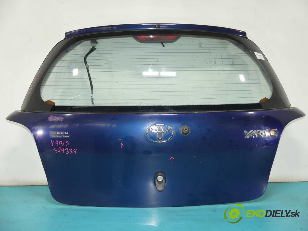 Toyota Yaris I 1999-2005 1.0 vvti 68 hp manual 50 kW 998 cm3 5- zadní kufrové dveře  (Zadní kapoty)