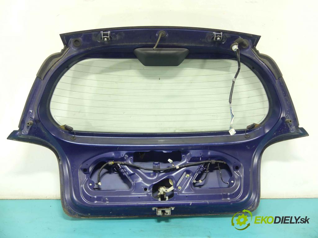 Toyota Yaris I 1999-2005 1.0 vvti 68 hp manual 50 kW 998 cm3 5- zadní kufrové dveře  (Zadní kapoty)