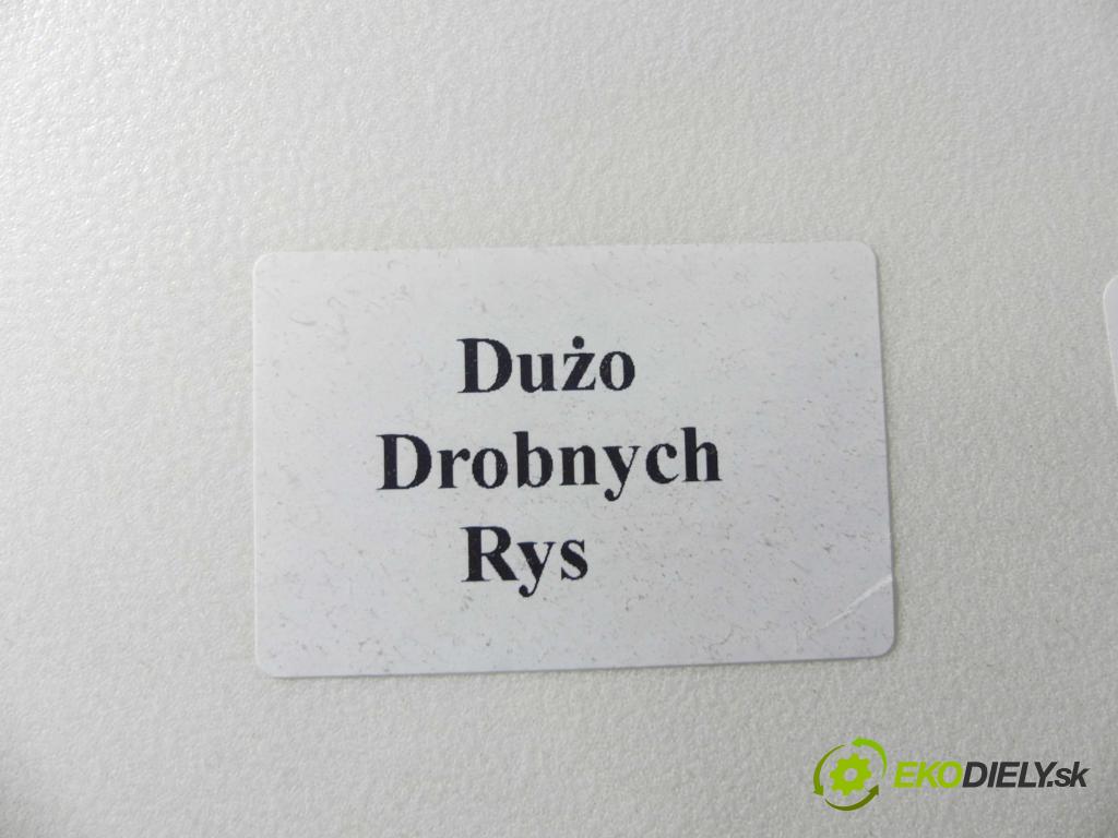 Toyota Yaris I 1999-2005 1.0 vvti 68 hp manual 50 kW 998 cm3 5- zadní kufrové dveře  (Zadní kapoty)