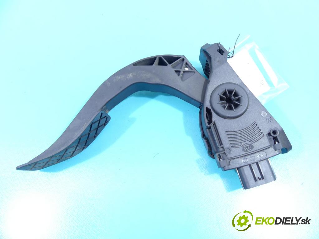 Audi A6 C6 2004-2011 3.0 V6 TFSI automatic 213 kW 2995 cm3 4- pedále 8K1723523 (Pedále)