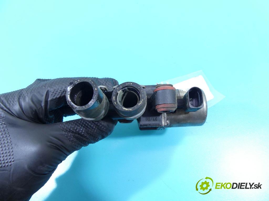 Audi A6 C6 2004-2011 3.0 V6 TFSI automatic 213 kW 2995 cm3 4- ventil 8E0820036 (Ventily)