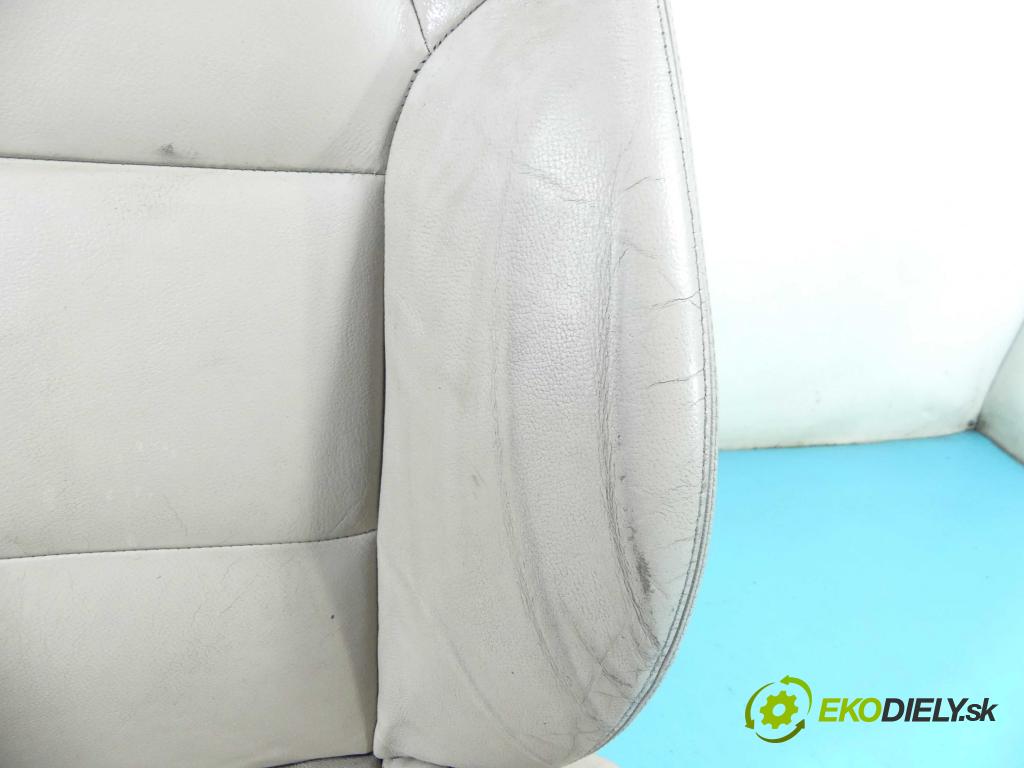 Audi A6 C6 2004-2011 3.0 V6 TFSI automatic 213 kW 2995 cm3 4- Sedačka ľavý  (Sedačky, sedadlá)