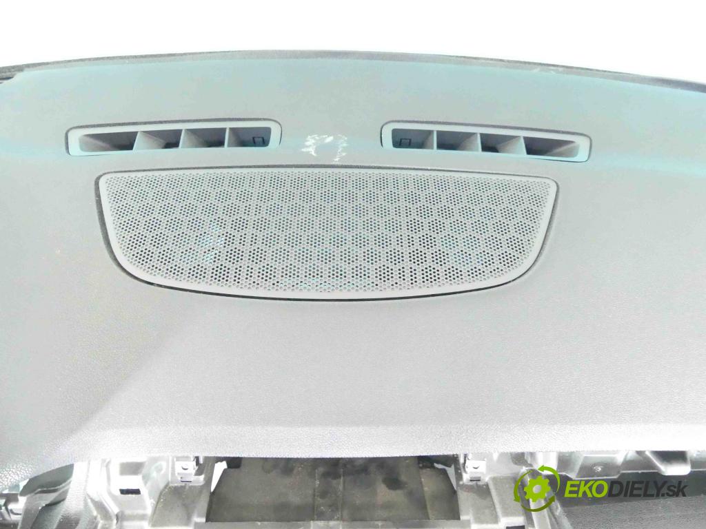 Renault Laguna III 2007-2015 2.0 16V 140 HP manual 103 kW 1997 cm3 5- kokpit,pristrojová doska rozdeľovacia