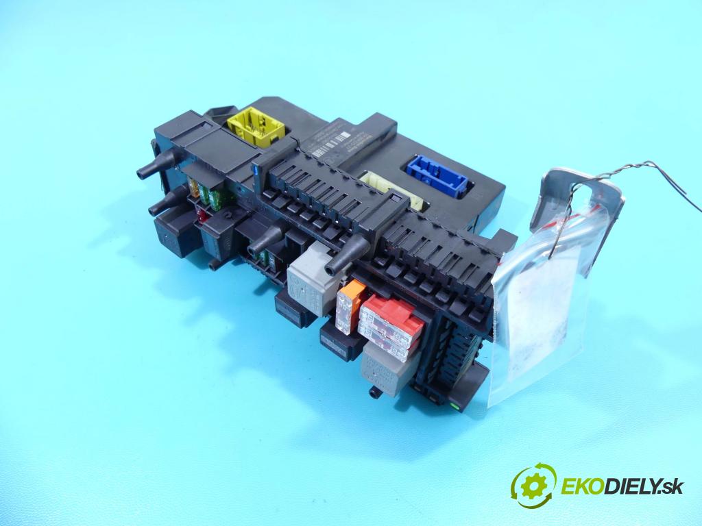 Mercedes C W204 2007-2014 2,2.0 CDI 170 hp automatic 125 kW 2148 cm3 4- skříňka pojistková 2045458201 (Pojistkové skříňky)