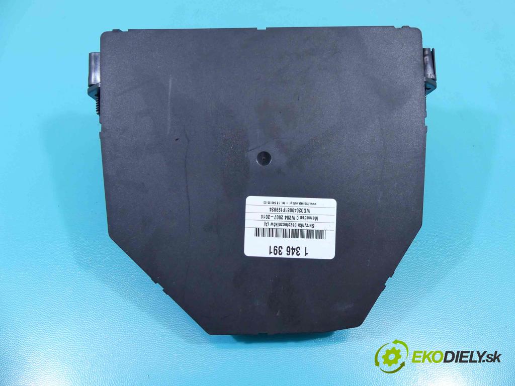 Mercedes C W204 2007-2014 2,2.0 CDI 170 hp automatic 125 kW 2148 cm3 4- skříňka pojistková A2045455401 (Pojistkové skříňky)