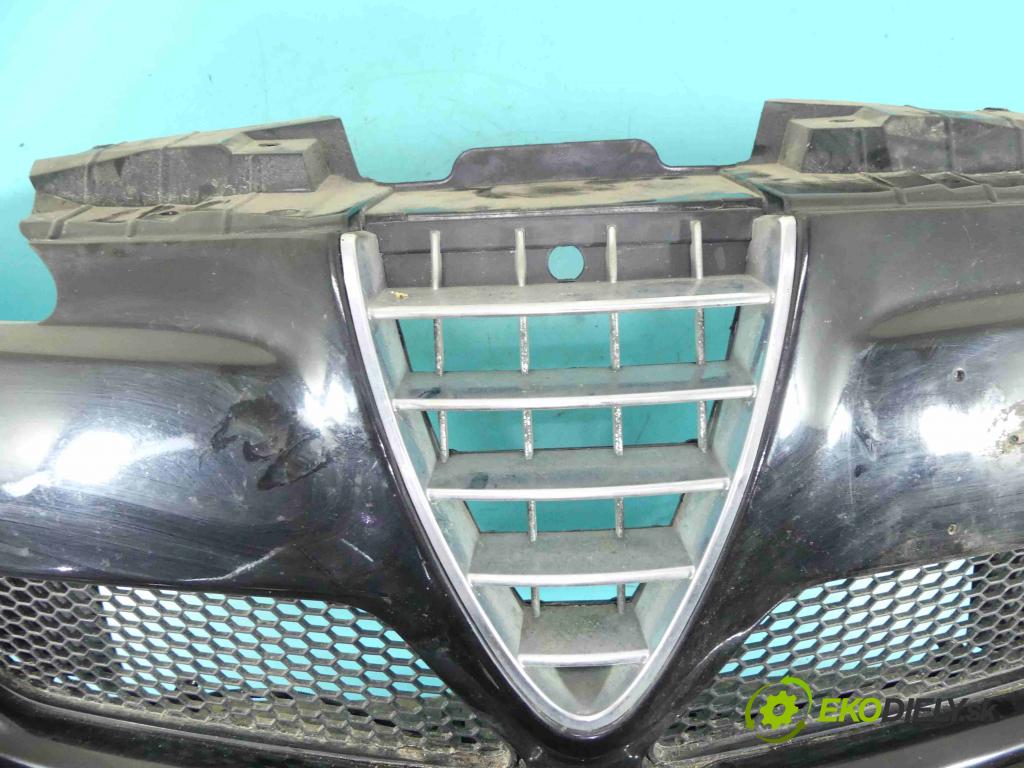 Alfa romeo 147 1.6 16V 105 hp manual 77 kW 1598 cm3 3- nárazník přední  (Ostatné)