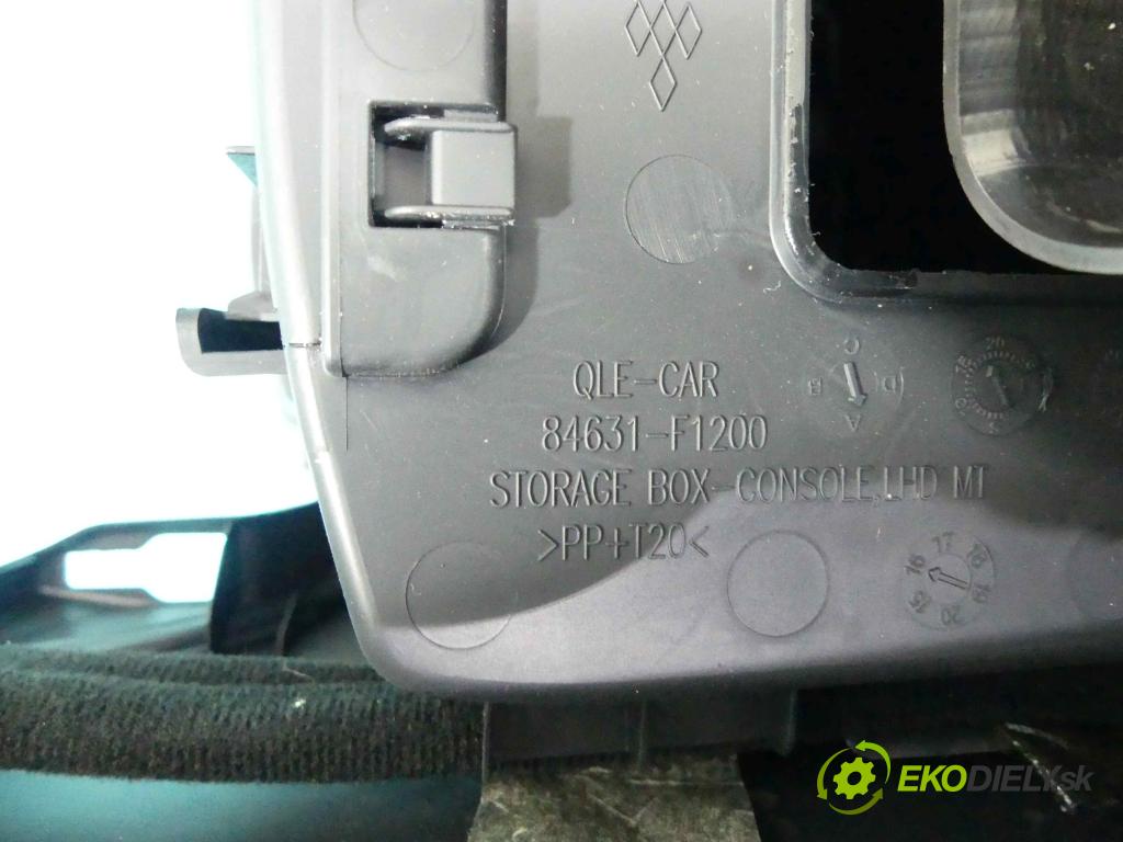 Kia Sportage IV 2015-2021 1.7 crdi 116 HP manual 85 kW 1685 cm3 5- operadlo 84611-F1200 (Lakťové opierky)