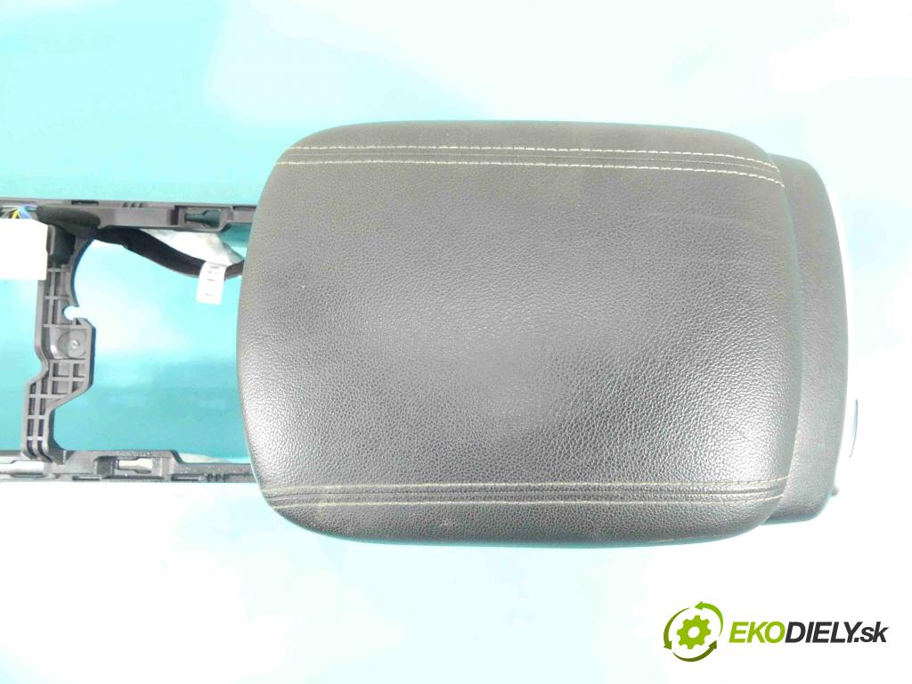 Kia Sportage IV 2015-2021 1.7 crdi 116 HP manual 85 kW 1685 cm3 5- operadlo 84611-F1200 (Lakťové opierky)