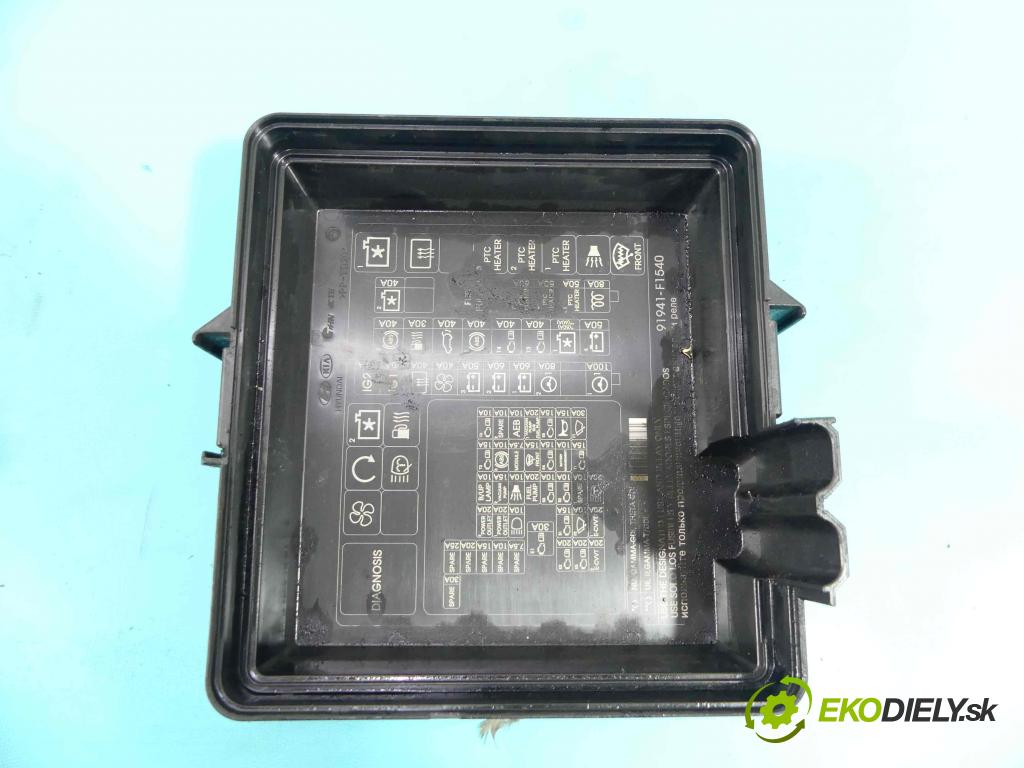 Kia Sportage IV 2015-2021 1.7 crdi 116 hp manual 85 kW 1685 cm3 5- skříňka pojistková 91950-D9BA0 (Pojistkové skříňky)