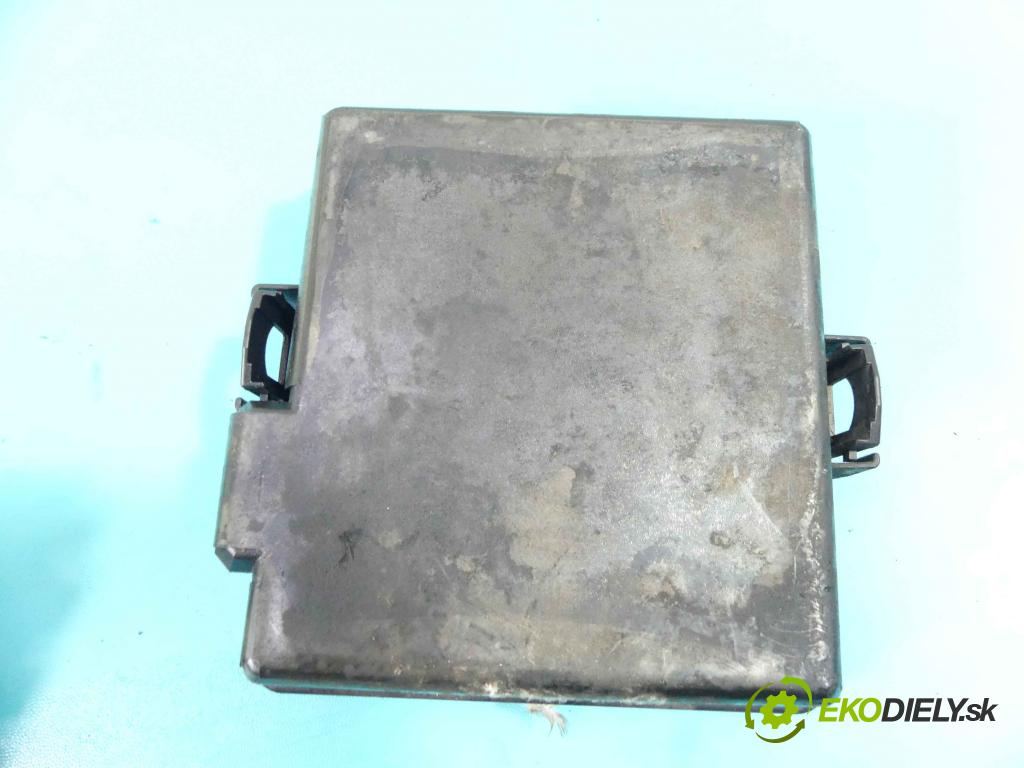 Kia Sportage IV 2015-2021 1.7 crdi 116 hp manual 85 kW 1685 cm3 5- skříňka pojistková 91950-D9BA0 (Pojistkové skříňky)