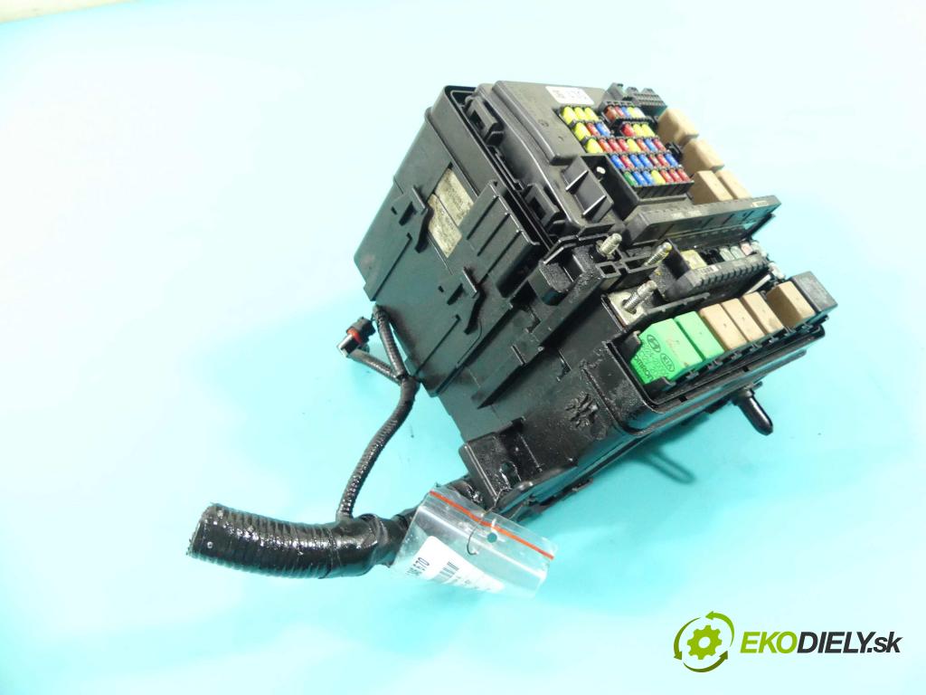 Kia Sportage IV 2015-2021 1.7 crdi 116 hp manual 85 kW 1685 cm3 5- skříňka pojistková 91950-D9BA0 (Pojistkové skříňky)