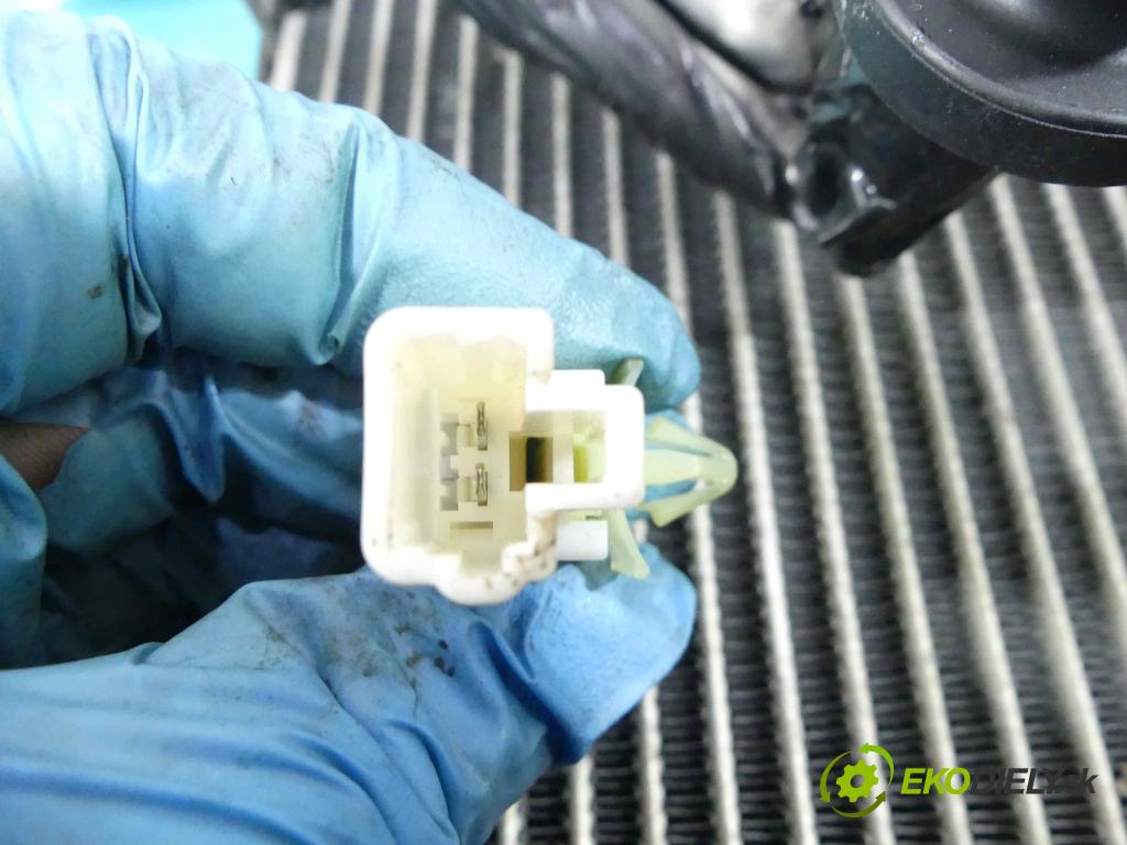 Kia Sportage IV 2015-2021 1.7 crdi 116 hp manual 85 kW 1685 cm3 5- radiátor  (Radiátory topení)