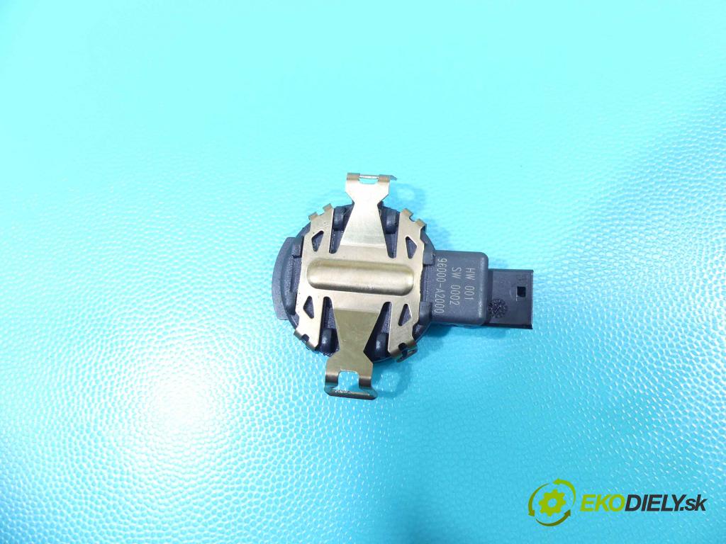 Kia Sportage IV 2015-2021 1.7 crdi 116 HP manual 85 kW 1685 cm3 5- snímač déšť: 96000-A2000 (Snímače dažďa)