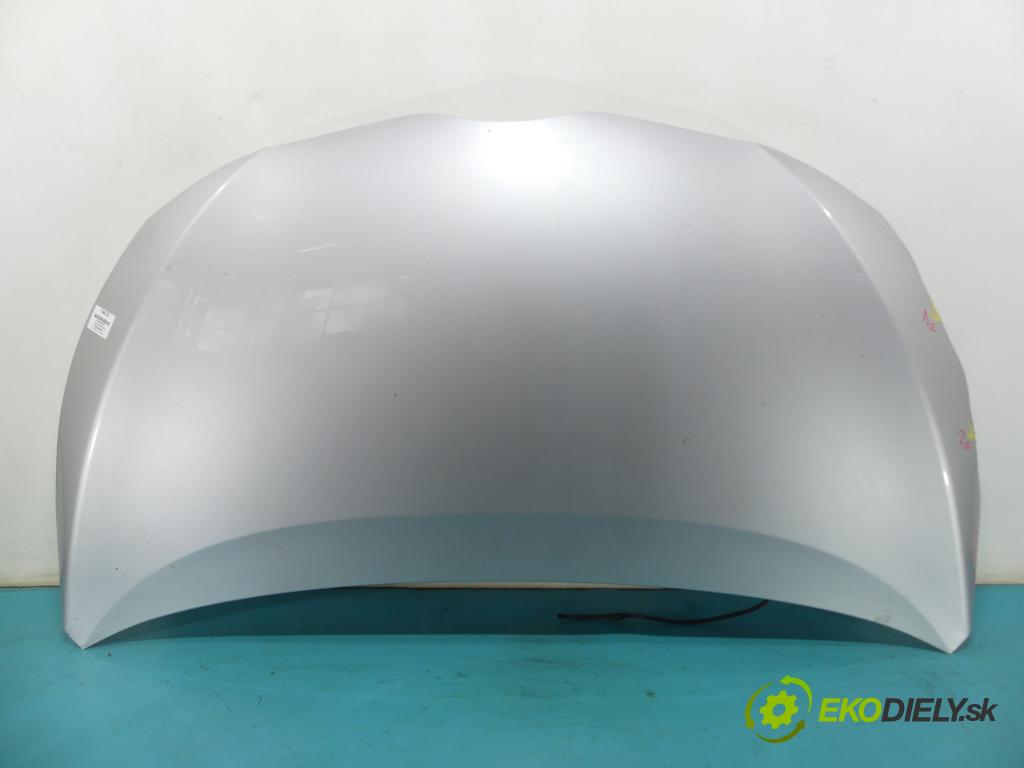 Toyota Verso 2009-2018 1.6 16V 132  HP manual 97 kW 1598 cm3 5- kapota predná