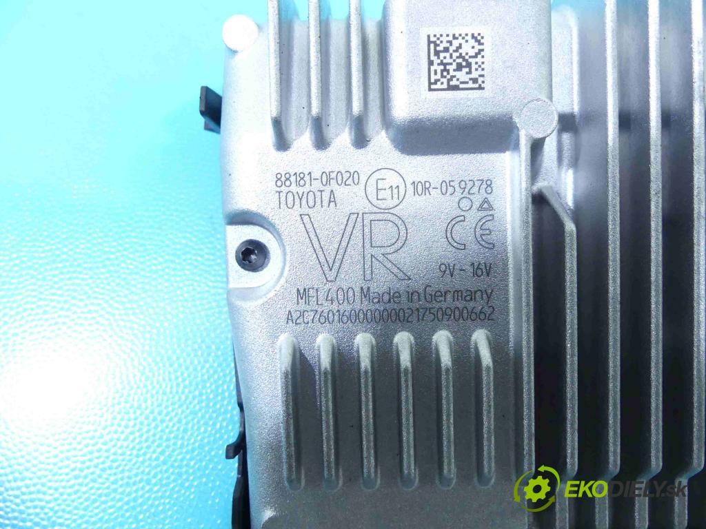 Toyota Verso 2009-2018 1.6 16V 132 hp manual 97 kW 1598 cm3 5- Kamera přední 88181-0F020