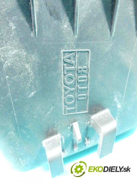 Toyota Verso 2009-2018 1.6 16V 132  HP manual 97 kW 1598 cm3 5- obal filtra vzduchu 22204-0V020 (Obaly filtrov vzduchu)