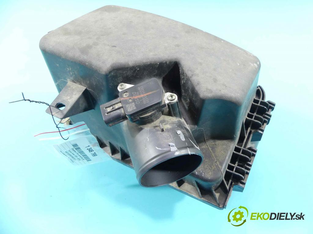 Toyota Verso 2009-2018 1.6 16V 132  HP manual 97 kW 1598 cm3 5- obal filtra vzduchu 22204-0V020 (Obaly filtrov vzduchu)