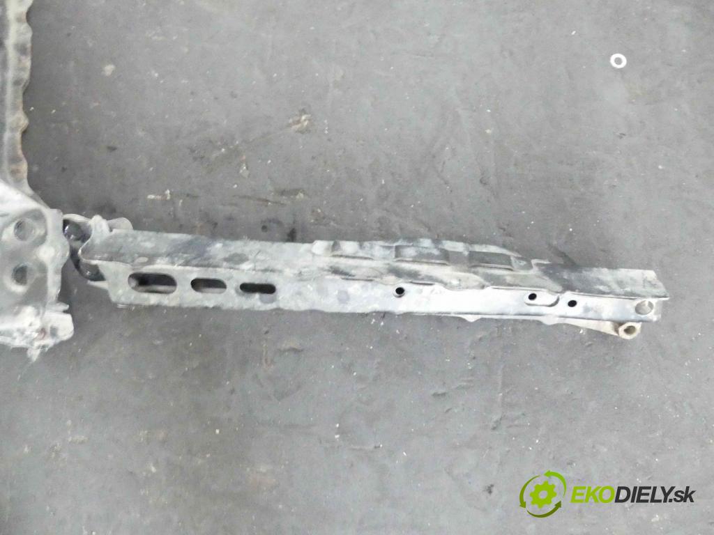 Toyota Verso 2009-2018 1.6 16V 132 hp manual 97 kW 1598 cm3 5- výztuha motoru