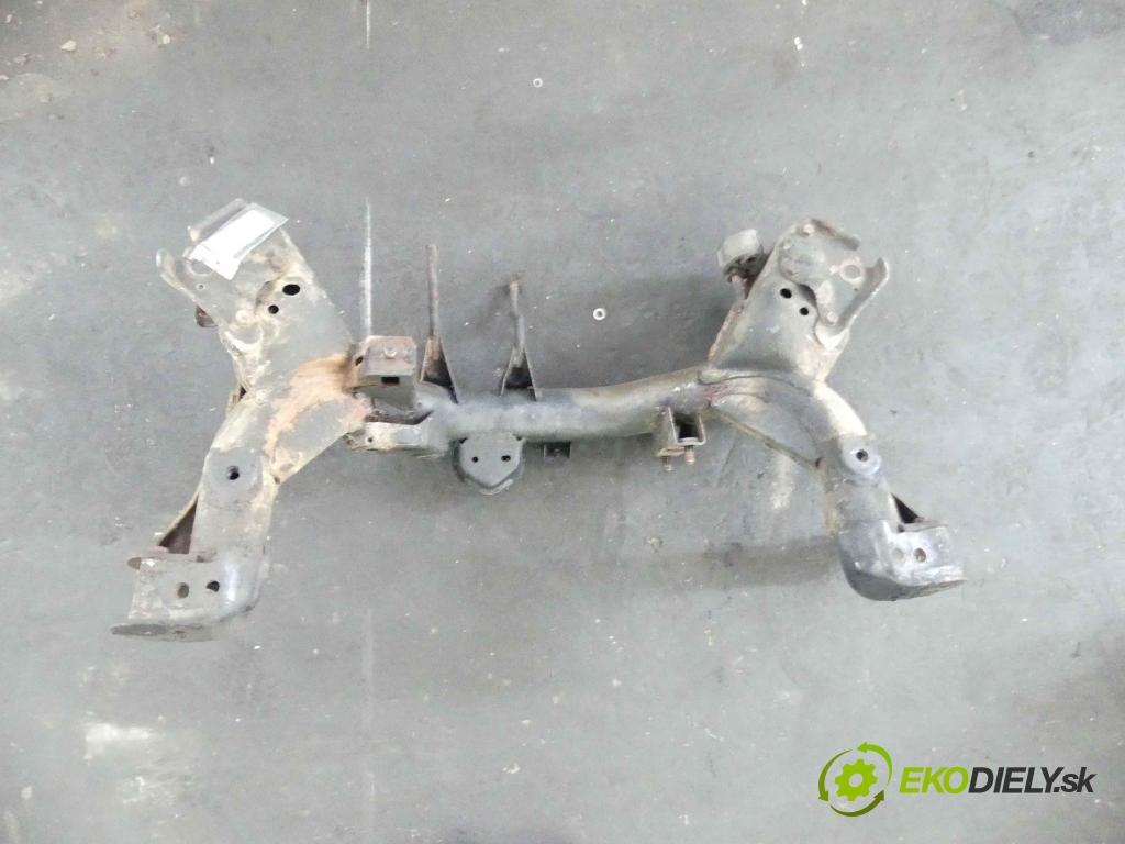 Mazda Mpv II 1999-2006 2.0 citd 136hp manual 100 kW 1998 cm3 5- výztuha motoru 