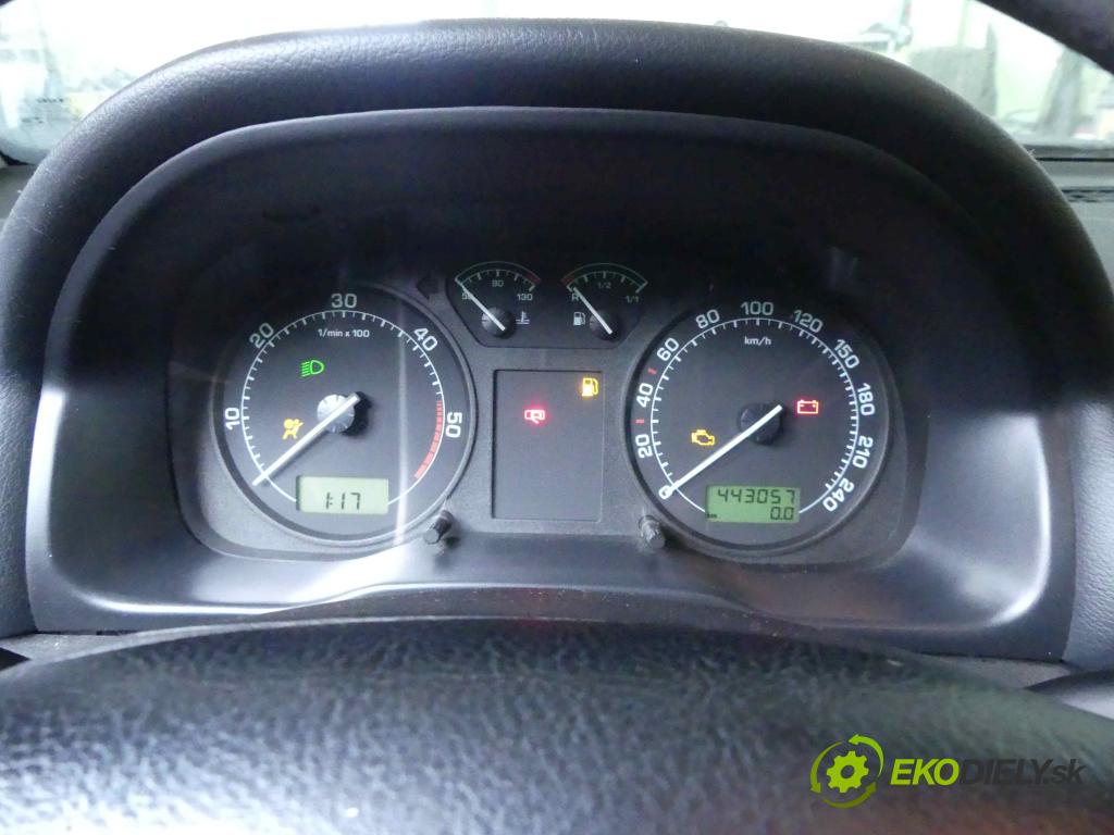 Skoda Octavia I 1996-2010 1.9 tdi 90 HP manual 66 kW 1896 cm3 5- prístrojovka/ budíky 81071428 (Prístrojové dosky, displeje)