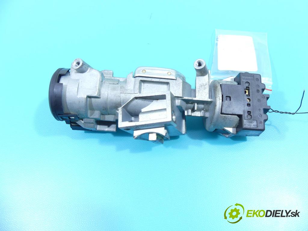 Ford C-Max I 2003-2010 1.8 16V 120 HP manual 88 kW 1798 cm3 5- Spínačka 3M51-3F880-AB (Spínacie skrinky a kľúče)