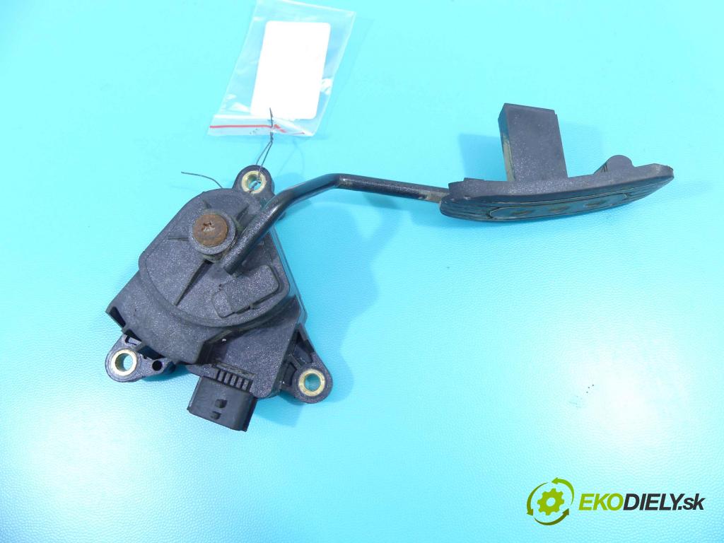 Nissan Micra K12 2003-2010 1.5 dci 65 HP manual 48 kW 1461 cm3 5- pedále 18002AX700 (Pedále)