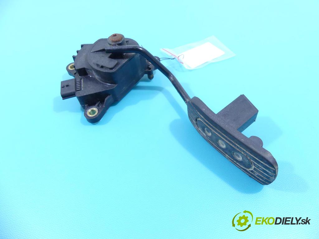 Nissan Micra K12 2003-2010 1.5 dci 65 HP manual 48 kW 1461 cm3 5- pedále 18002AX700 (Pedále)