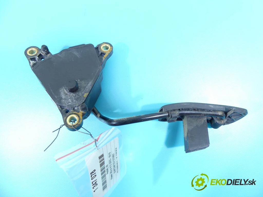 Nissan Micra K12 2003-2010 1.5 dci 65 HP manual 48 kW 1461 cm3 5- pedále 18002AX700 (Pedále)