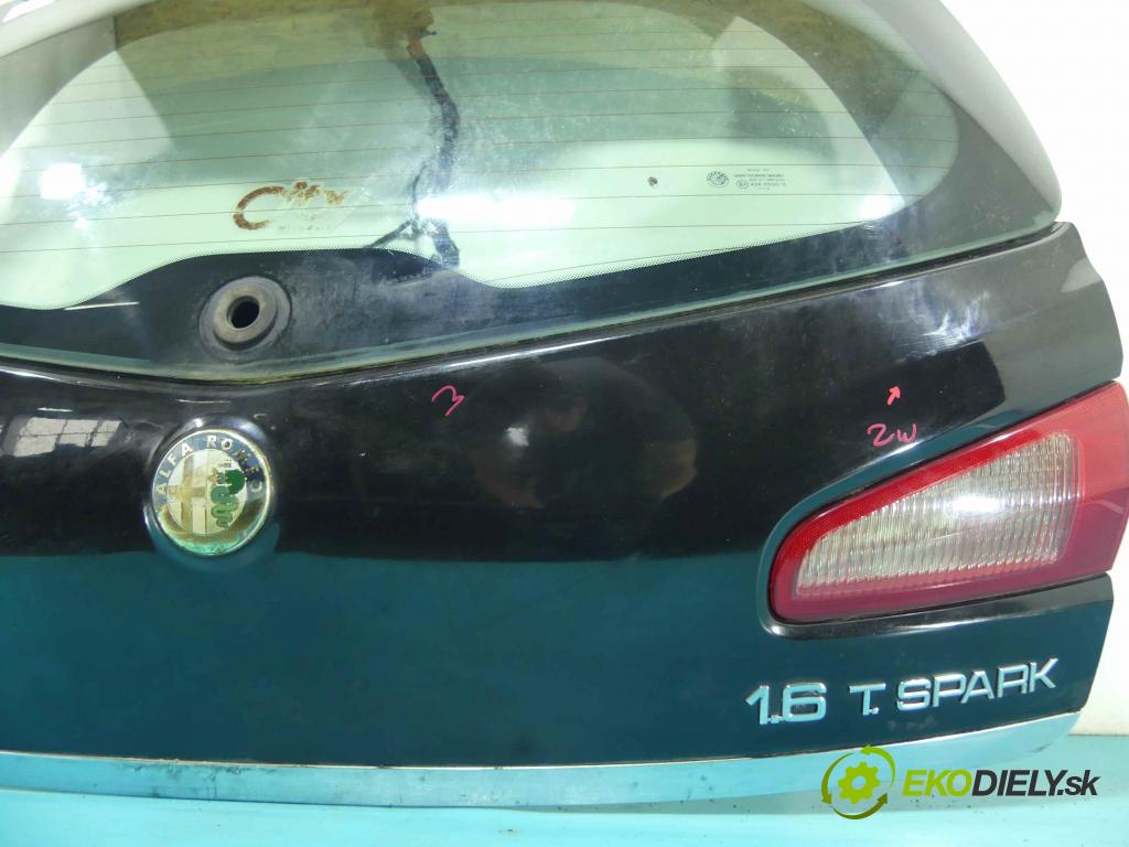 Alfa romeo 147 1.6 16V 105 hp manual 77 kW 1598 cm3 3- zadní kufrové dveře  (Zadní kapoty)