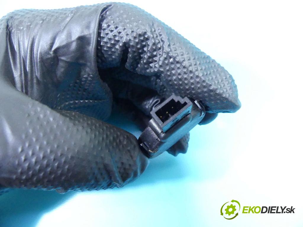 Toyota Avensis II T25 2003-2008 2.0 D4D 116 HP manual 85 kW 1995 cm3 5- snímač déšť: 89941-05010 (Snímače dažďa)