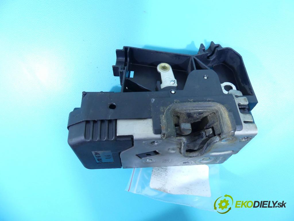 Nissan Primastar 2001-2014 1.9 dci 83 hp manual 61 kW 1870 cm3 5- zámek zadní levý 8200282303