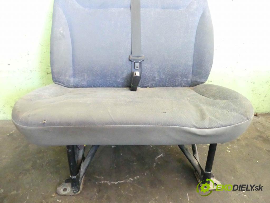 Nissan Primastar 2001-2014 1.9 dci 83 HP manual 61 kW 1870 cm3 5- Sedačka pravý  (Sedačky, sedadlá)