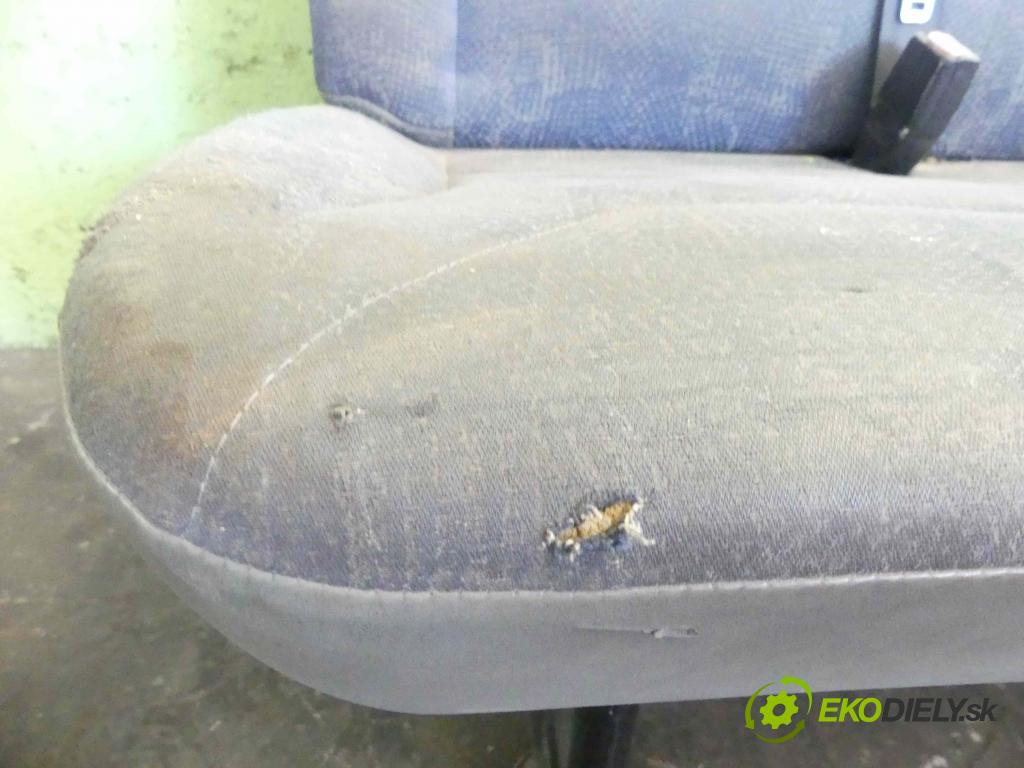 Nissan Primastar 2001-2014 1.9 dci 83 HP manual 61 kW 1870 cm3 5- Sedačka pravý  (Sedačky, sedadlá)