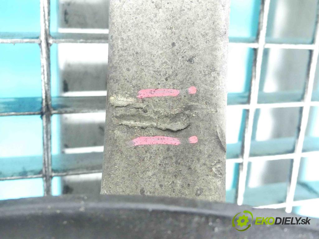 Audi A6 C6 2004-2011 3.0 V6 TFSI automatic 213 kW 2995 cm3 4- náboj pravé (Náboje)