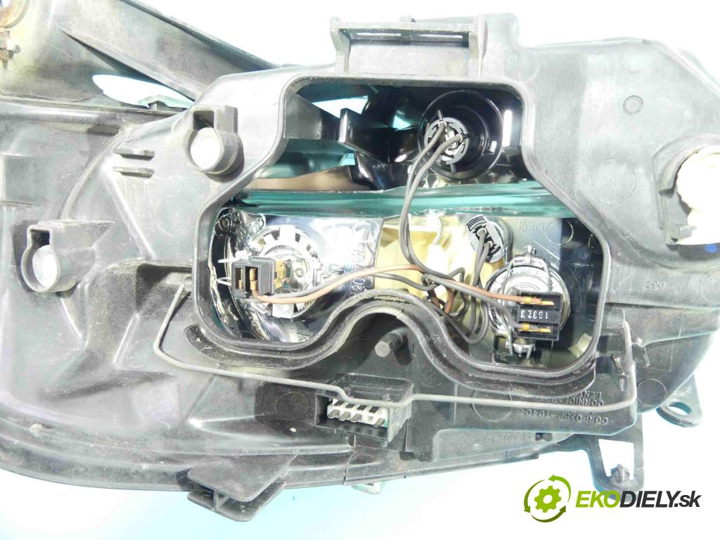 Citroen C3 I 2002-2009 1.4 73 HP manual 54 kW 1360 cm3 5- Reflektor: pravý 9647214180 (Pravé)