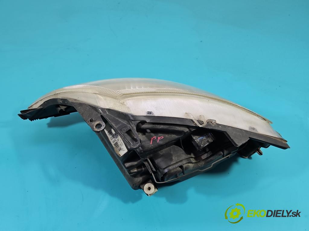 Citroen C3 I 2002-2009 1.4 73 HP manual 54 kW 1360 cm3 5- Reflektor: pravý 9647214180 (Pravé)