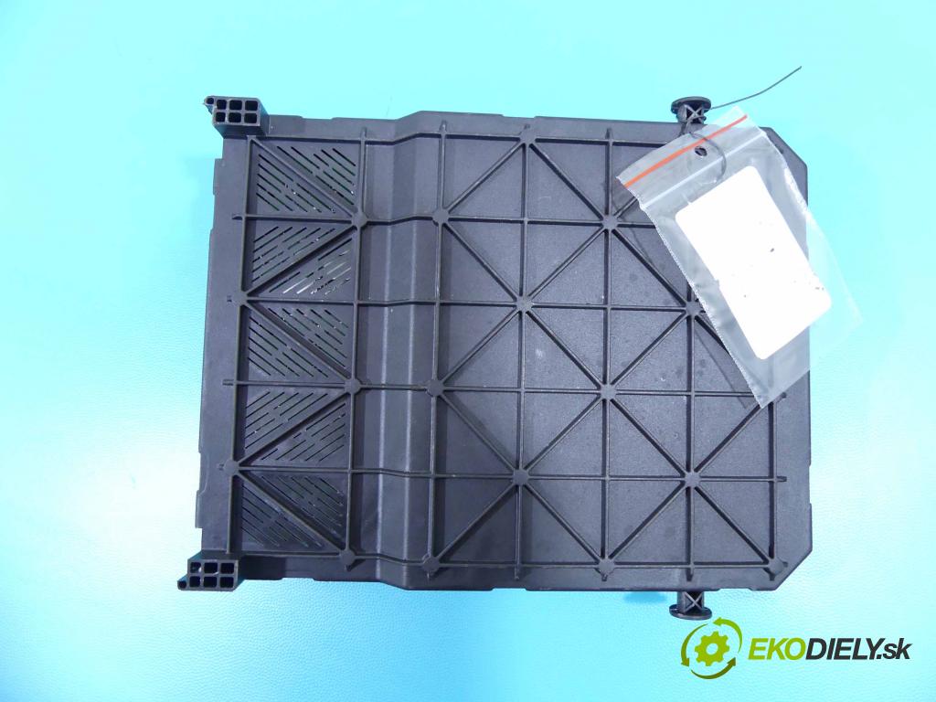 Citroen C3 I 2002-2009 1.4 73 HP manual 54 kW 1360 cm3 5- modul riadiaca jednotka 9650585780 (Ostatné)