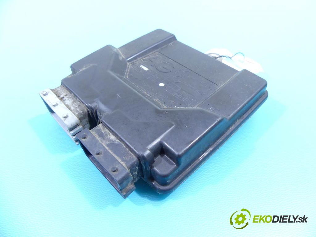 Vw Passat B5 1995-2005 1.8 T 150 HP manual 110 kW 1781 cm3 4- modul riadiaca jednotka 67R-014229 (Ostatné)