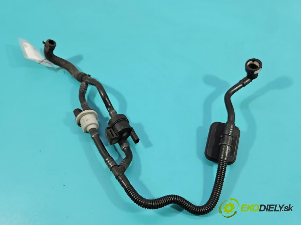 Skoda Fabia III 2014- 2021 1.0 MPI 60 hp manual 44 kW 999 cm3 5- trubka palivový 04E133277A