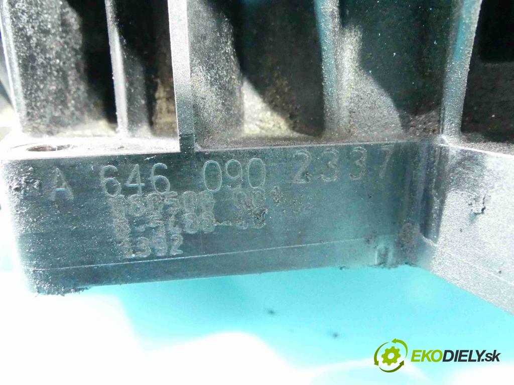 Mercedes C W204 2007-2014 2,2.0 CDI 170 HP automatic 125 kW 2148 cm3 4- zvod nasávací A6460902337 (Sacie potrubia)